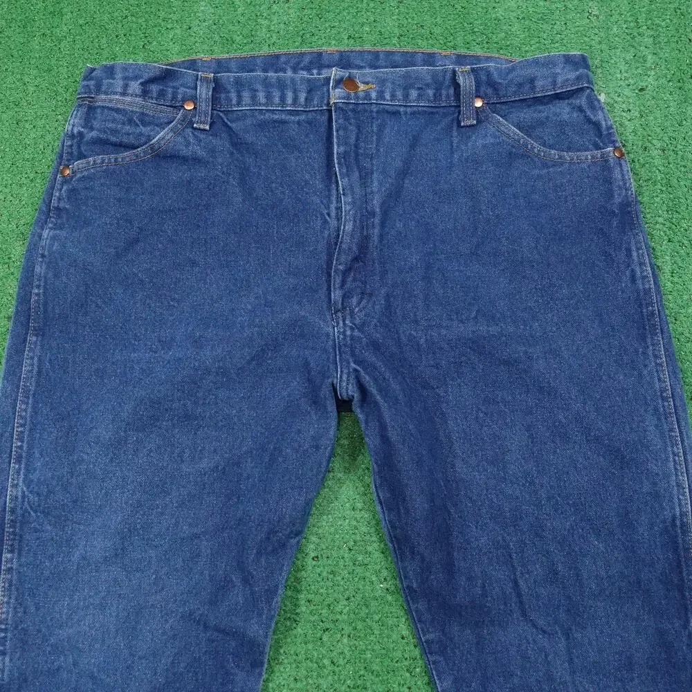 Vintage Wrangler Jeans 40x29 (42x30) Blue 13MWZ‎ Cowboy Cut Straight Leg Denim